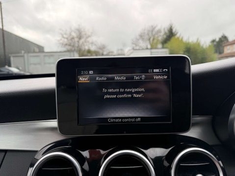 Mercedes-Benz C Class 2.0 C200 Sport Auto 4dr 25