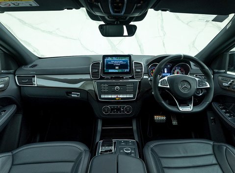 Mercedes-Benz GLE 63 S 4MATIC Night Edition 18