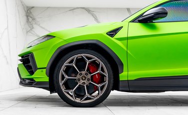 Lamborghini Urus PERFORMANTE 57