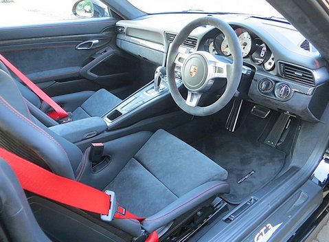 Porsche 911 (991) GT3 Clubsport 16