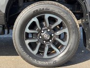 Toyota Hilux Invincible X 4WD 2.8 D-4D Double Cab Pickup - Hardtop Canopy 37