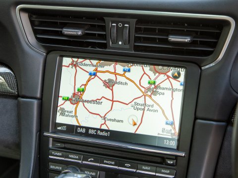 Porsche 911 CARRERA GTS PDK 38