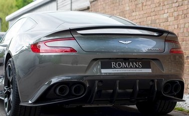 Aston Martin Vanquish S 23