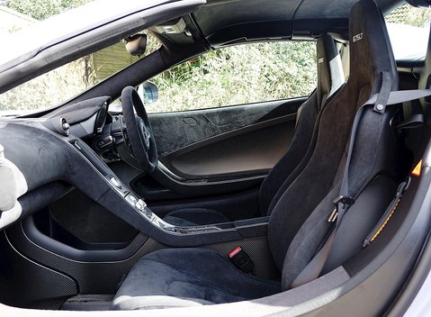 McLaren 675 LT Spider 13