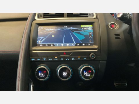 Jaguar E-Pace 2.0 E-PACE Chequered Flag D AWD Auto 4WD 5dr 11
