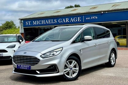 Ford S-Max 2.5 S-Max Titanium HEV CVT 5dr