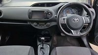 Toyota Yaris 1.5 VVT-h Icon Hatchback 5dr Petrol Hybrid E-CVT Euro 6 (101 ps) 5