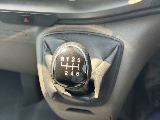 Ford Transit Custom LWB L2H1 Low Roof Trend Air Con (SOLD KH) Sensors EURO 6 35