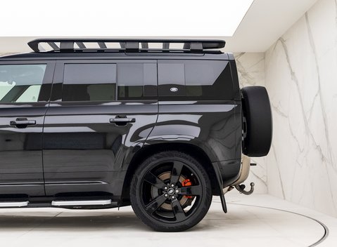 Land Rover Defender 110 P400 X 28