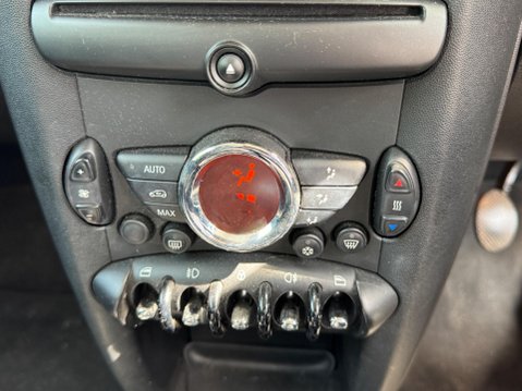 Mini Hatch 1.6 Cooper D Euro 5 (s/s) 3dr 15