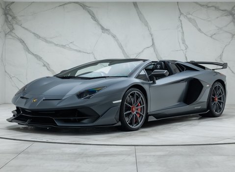 Lamborghini Aventador SVJ LP 770-4 ROADSTER 1