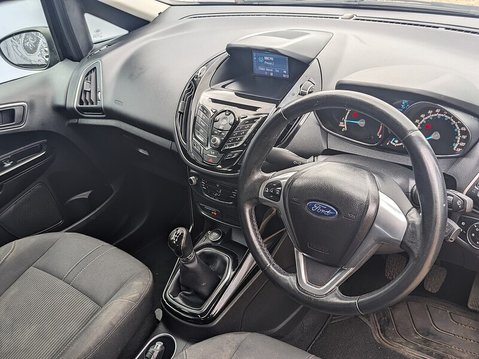 Ford B-Max ZETEC 12
