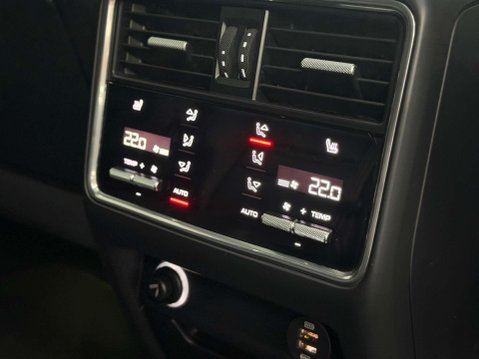 Porsche Cayenne 4.0 Cayenne V8 T Auto 4WD 5dr 38