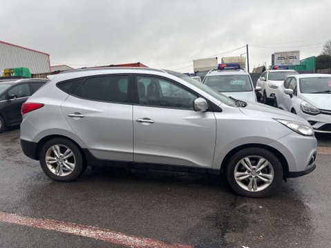 Hyundai ix35 1.7 ix35 Premium 2WD CRDI 5dr 4