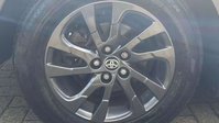 Toyota Prius 1.8 VVT 8.8kWh Business Edition Plus Hatchback 5dr Petrol Plug-in Hybrid CV 8