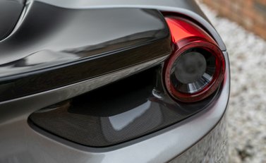 Ferrari 488 Spider 34