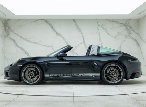 Porsche 911 Targa 50 YEARS PORSCHE DESIGN EDITION (992) 6