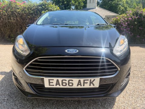 Ford Fiesta 1.25 Zetec Euro 6 3dr 2
