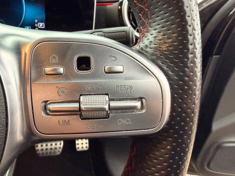 Mercedes-Benz A Class A 180 D AMG LINE EXECUTIVE 15