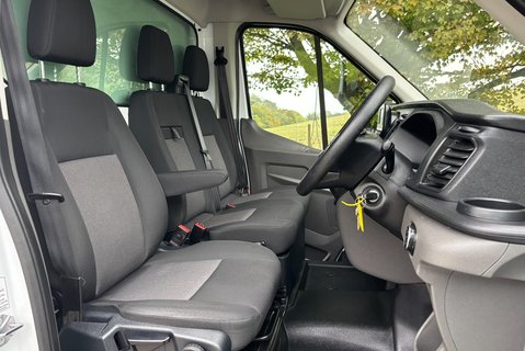 Ford Transit 350 Drw L3 Leader 130 ps Luton with Roller Shutter - No VAT 4