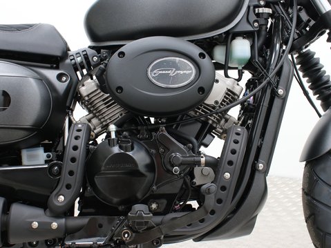 Hyosung GV300 Riding Redfeined V-Twin 300cc -PRE-REGISTERED SPECIAL 19