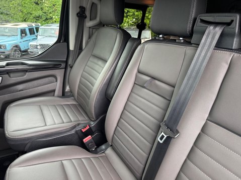 Ford Transit Custom 320 LIMITED DCIV ECOBLUE 21
