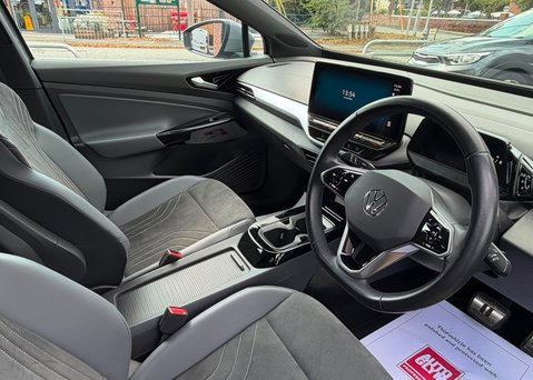 Volkswagen Id.5 Pro 77kWh Style SUV 5dr Electric Auto (174 ps) 9