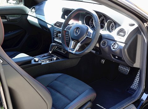 Mercedes-Benz C Class C63 AMG Black Series 21