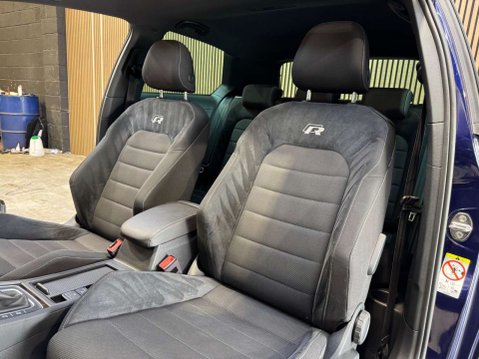 Volkswagen Golf 2.0 Golf R TSi Semi-Auto 4WD 3dr 63