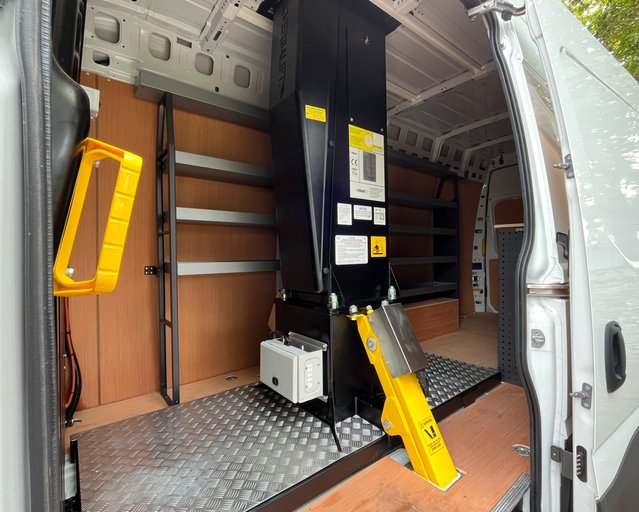 Iveco Daily 70C18 4100 c/w 140DEG VTL 2200mm access platform