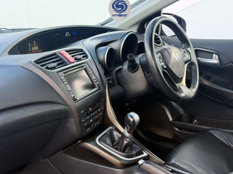 Honda Civic 1.8 Civic i-VTec SR 5dr 17