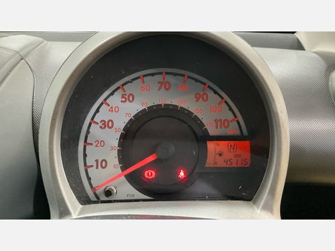 Peugeot 107 URBAN 2-TRONIC 13