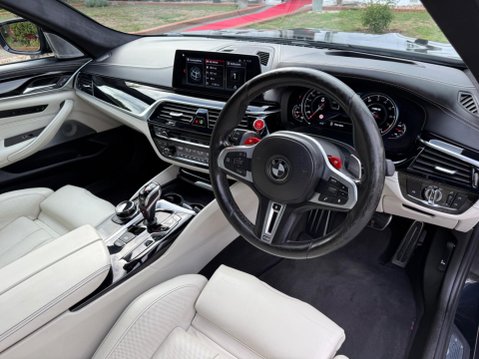 BMW M5 4.4 V8 Steptronic xDrive Euro 6 (s/s) 4dr 20