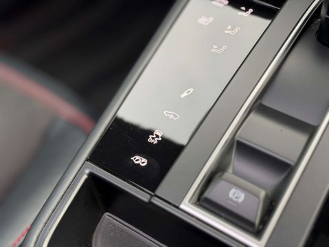 Porsche Macan 2.9 Macan GTS Semi-Auto 4WD 5dr 30