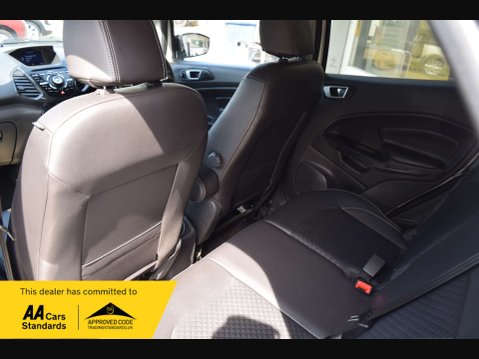 Ford Ecosport 1.0 EcoSport Titanium S 5dr 29