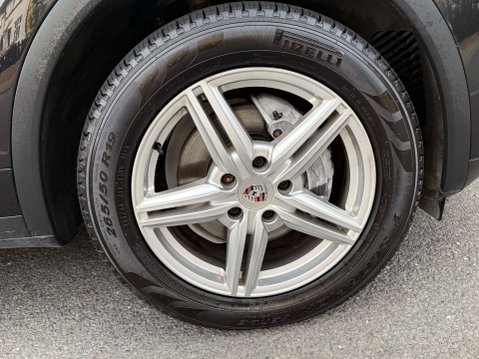Porsche Cayenne 3.0 Cayenne V6 D Tiptronic 4WD 5dr 58