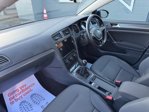 Volkswagen Golf SE NAVIGATION TSI BLUEMOTION TECHNOLOGY 19