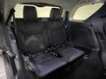 Land Rover Discovery 3.0 TD V6 HSE Luxury Auto 4WD Euro 6 (s/s) 5dr 17