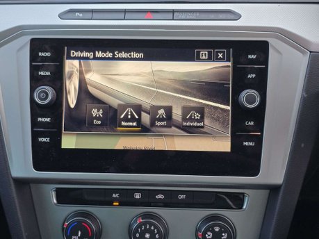 Volkswagen Passat 2.0 TDI SE Business Estate 5dr Diesel DSG Euro 6 (s/s) (150 ps) 34