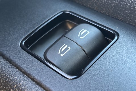 Mercedes-Benz Sprinter 315 Cdi Premium Mwb Lr Panel Van 39