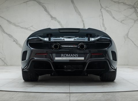 McLaren 675LT 8