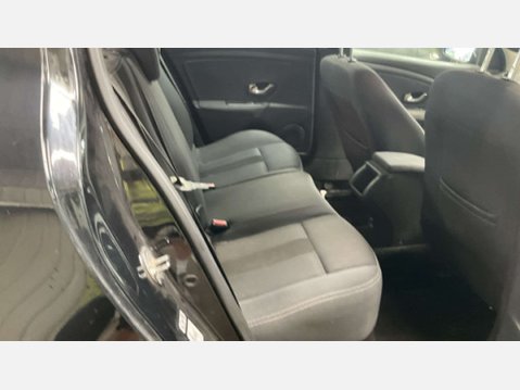 Renault Megane 1.6 16V Dynamique TomTom Hatchback 3dr Petrol Manual (163 g/km, 110 bhp) 12