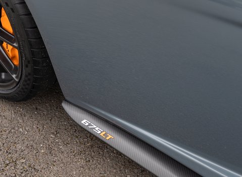 McLaren 675LT 29