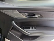 Jaguar F-Pace 2.0 F-PACE R-Dynamic HSE D MHEV AWD Auto 4WD 5dr 33