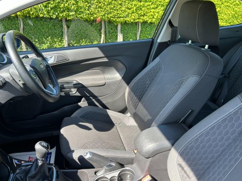 Ford Fiesta 1.6 TDCi Zetec S Euro 5 3dr 24