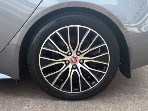 Jaguar XE 2.0 XE R-Dynamic S D Auto 4dr 72