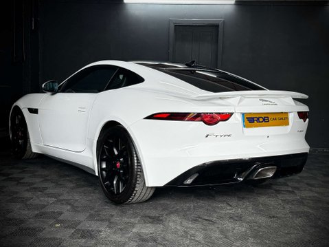 Jaguar F-Type 2.0 F-Type I4 R-Dynamic Auto 3dr 31