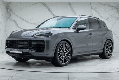 Porsche Cayenne TURBO E-HYBRID