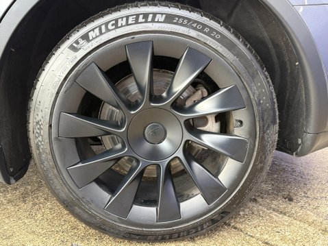 Tesla Model Y (Dual Motor) Long Range SUV 5dr Electric Auto 4WDE (384 bhp) 16