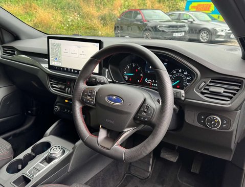 Ford Focus 1.5 Focus ST-Line EcoBlue Auto 5dr 17